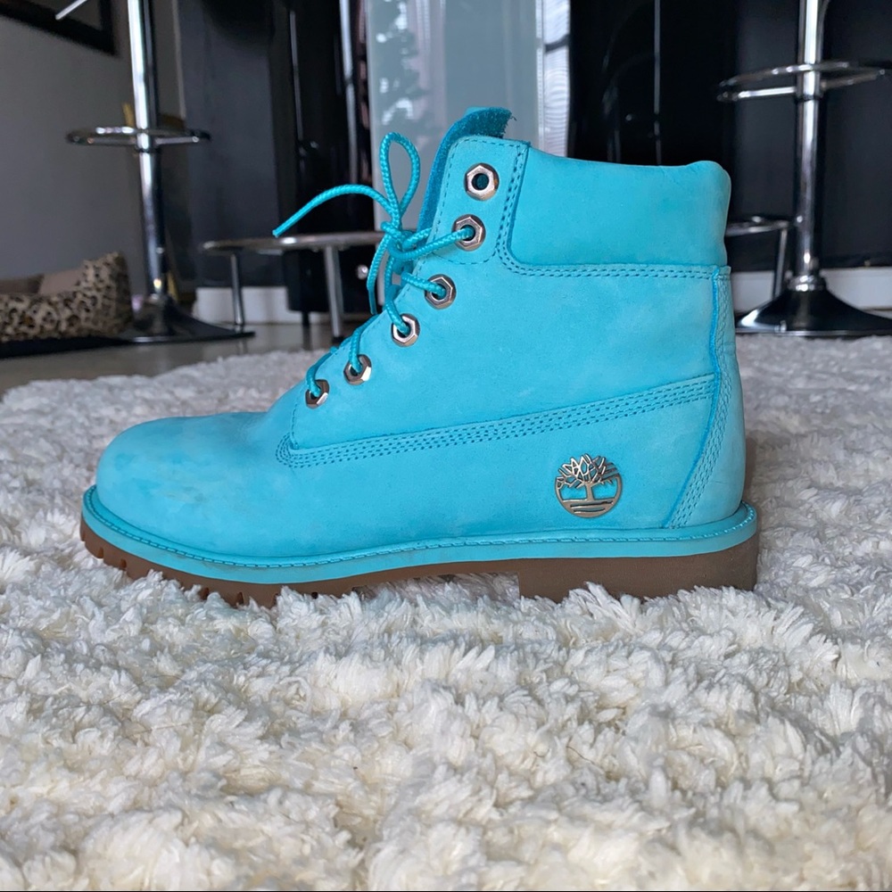 RARE Timberland Winter Boots Icy Blue and Brown High-Top Design EUC - Picture 2 of 4